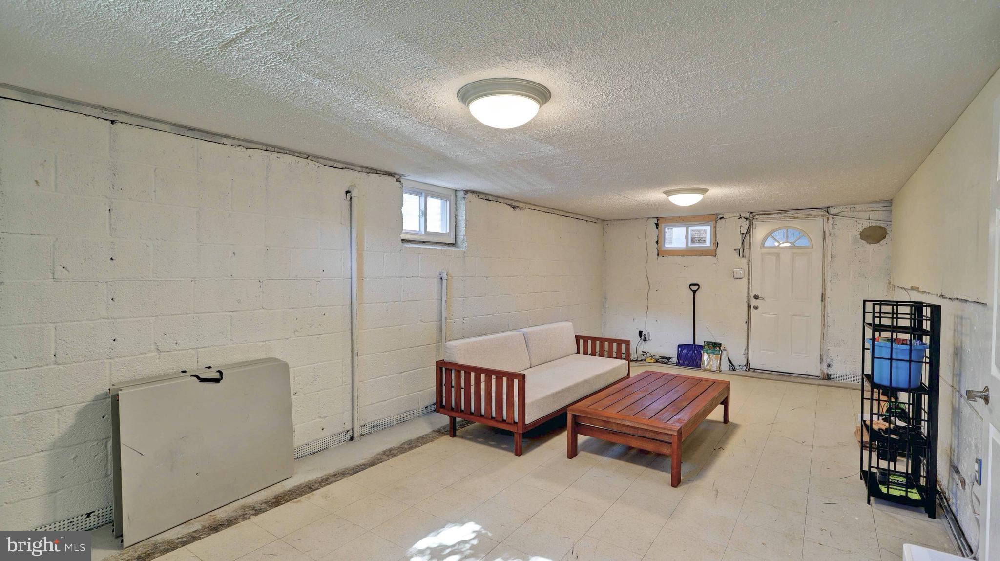 JEFFERSON VILLAGE - Residential