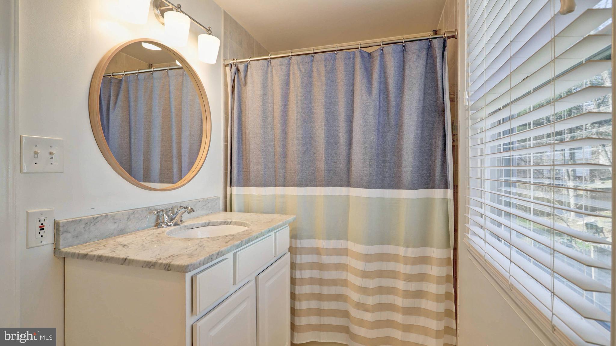 JEFFERSON VILLAGE - Residential