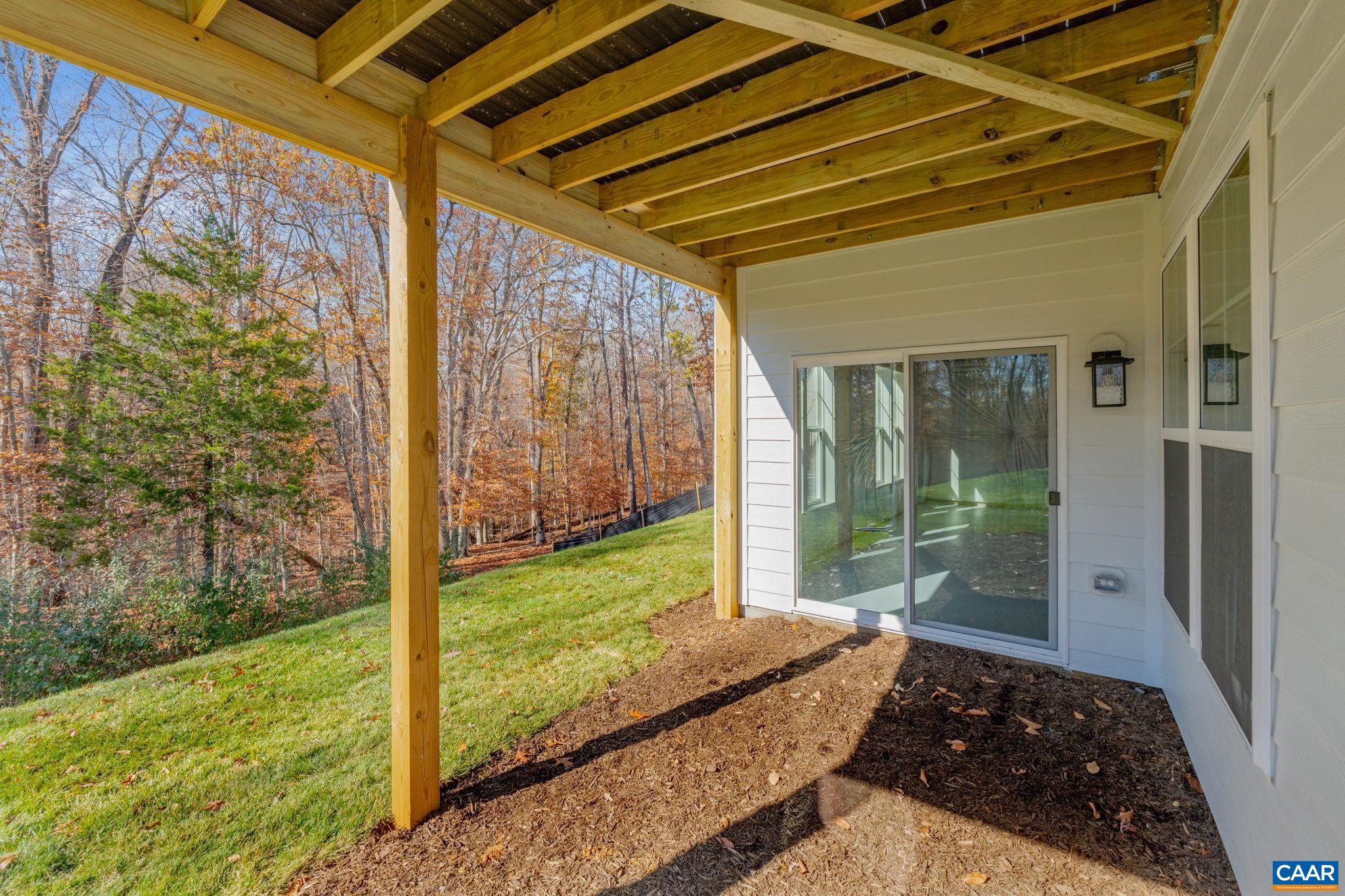 SPRING CREEK - Residential