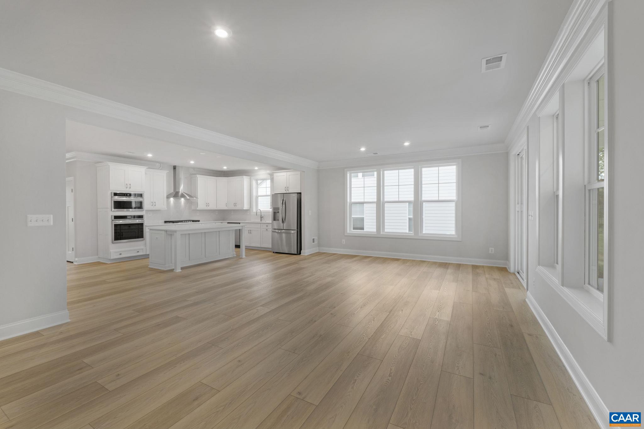 SPRING CREEK - Residential