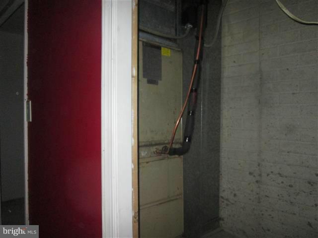 FORESTVILLE PARK - Residential