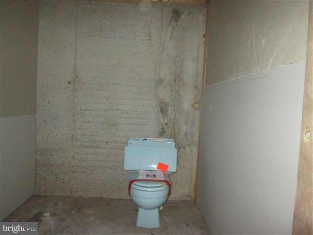 FORESTVILLE PARK - Residential