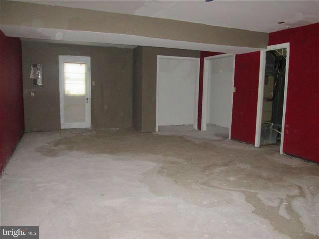 FORESTVILLE PARK - Residential