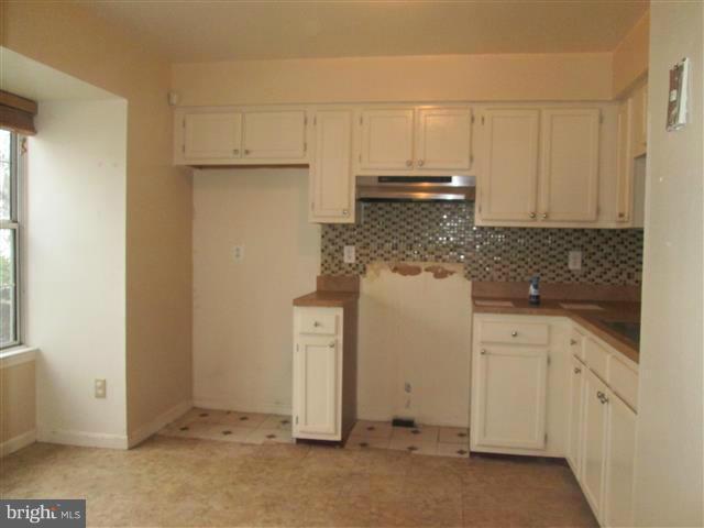 FORESTVILLE PARK - Residential