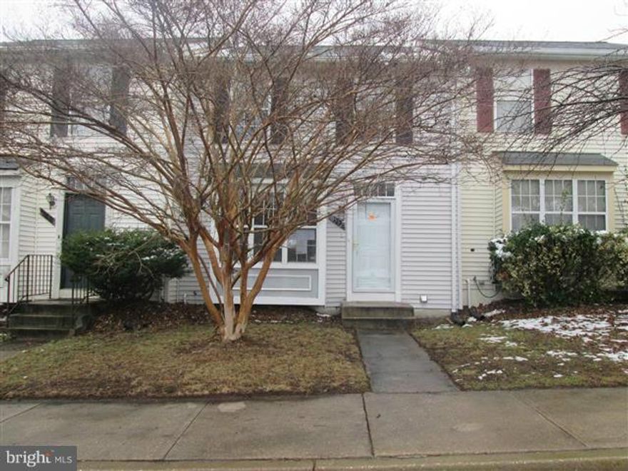 Lovely 3-Level Town home with Finished Basement. Features Wood Floors in Foyer & Upstairs Hallway. Huge Deck off Kitchen Area. Owners Suite has Full Bath & Vaulted Ceilings; Basement has Walkout Stairs , family room and bath.Lots of storage and sapce for rooms. Great location with easy commute to DC and Virginia.