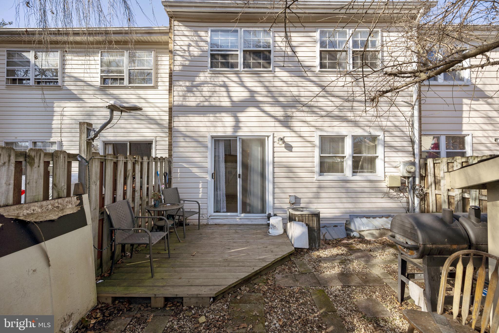 POINT OF WOODS - Residential