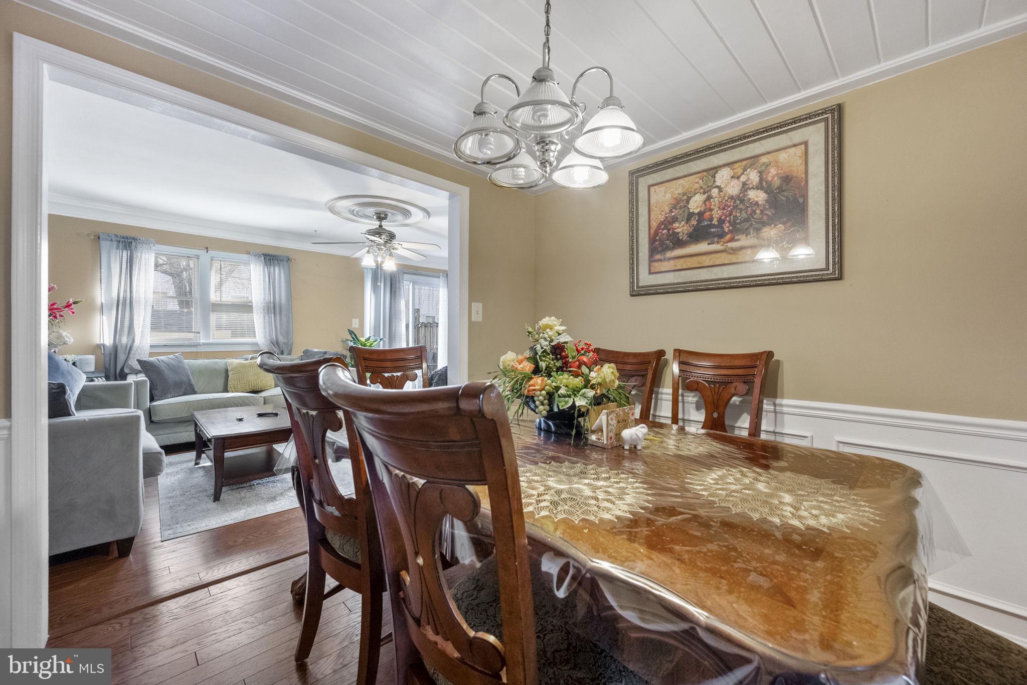 POINT OF WOODS - Residential