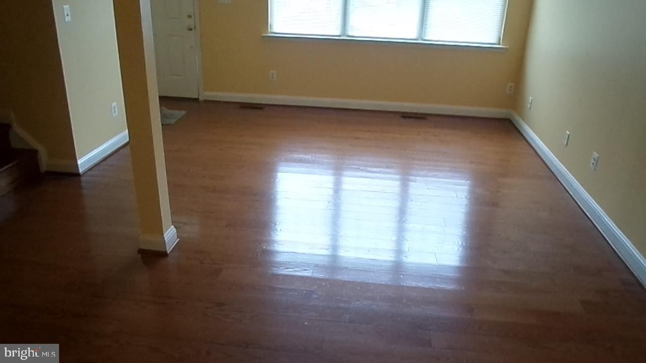 2554 MIRANDA COURT