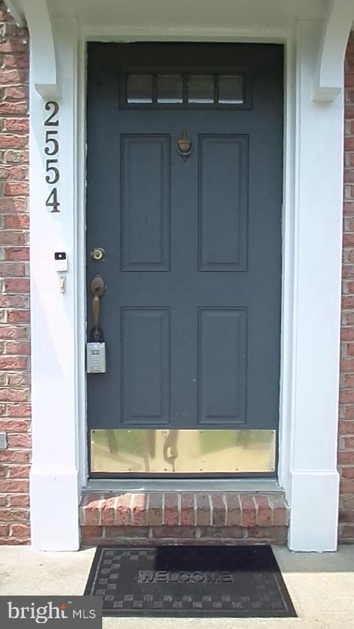 2554 MIRANDA COURT