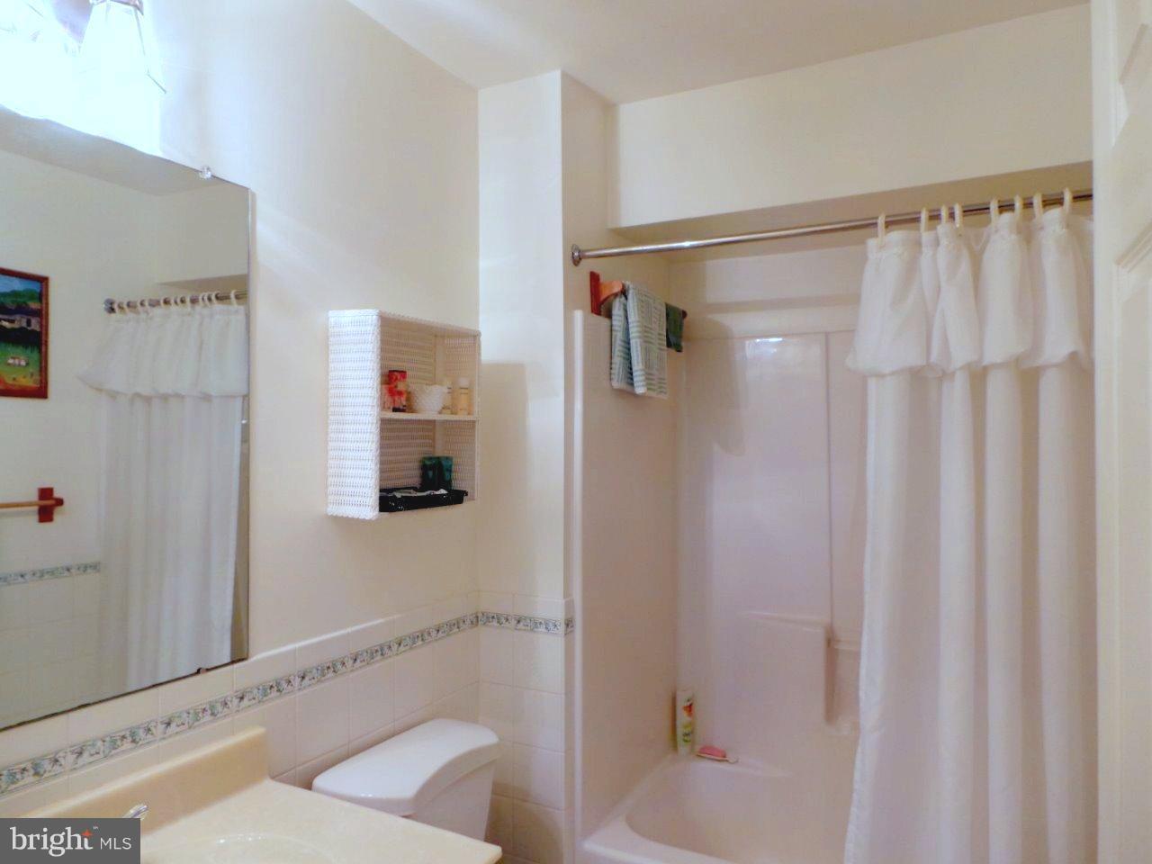 TRUEMAN POINTE - Residential