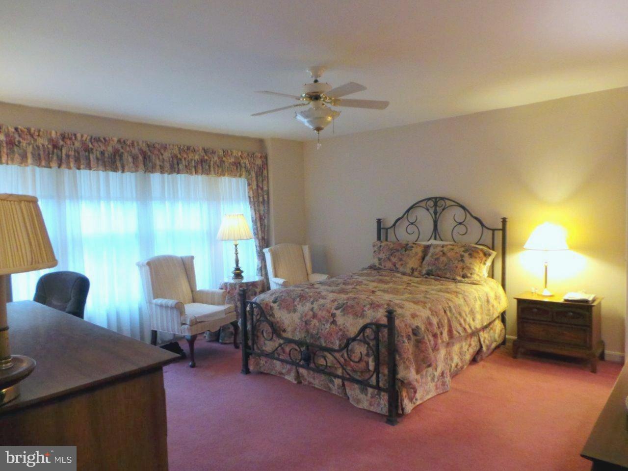 TRUEMAN POINTE - Residential