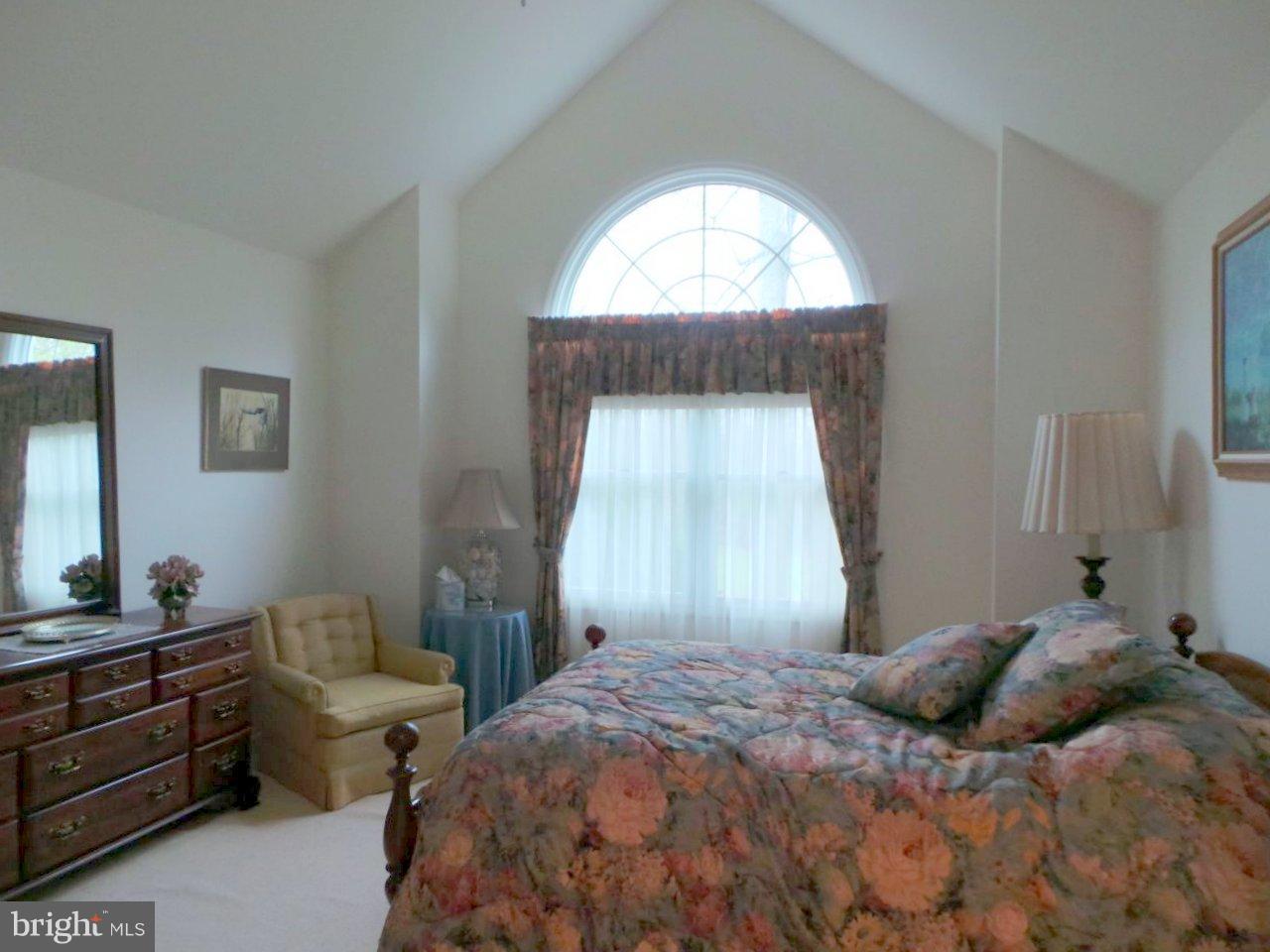 TRUEMAN POINTE - Residential