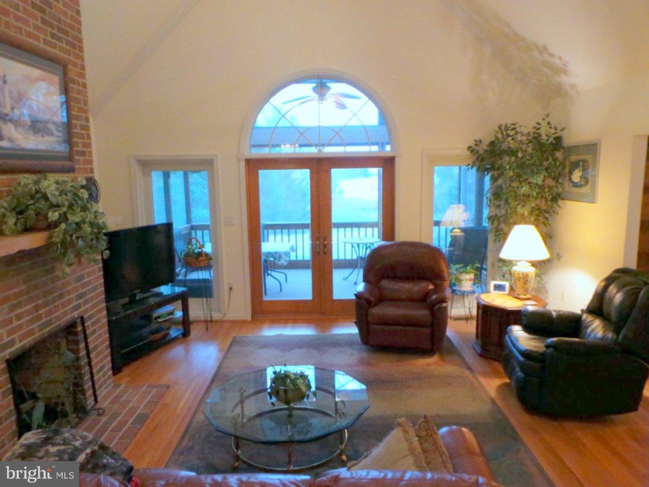 TRUEMAN POINTE - Residential