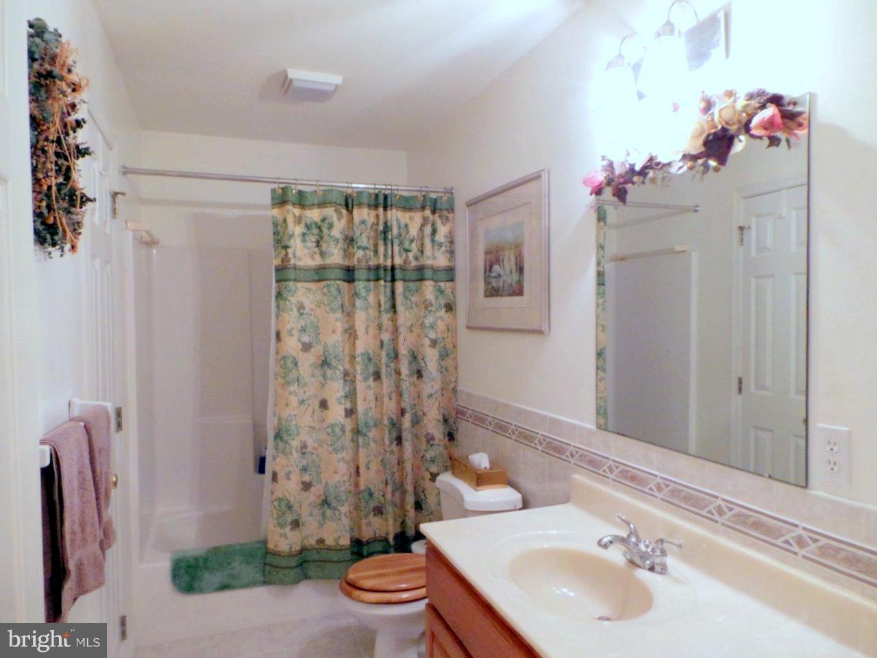 TRUEMAN POINTE - Residential