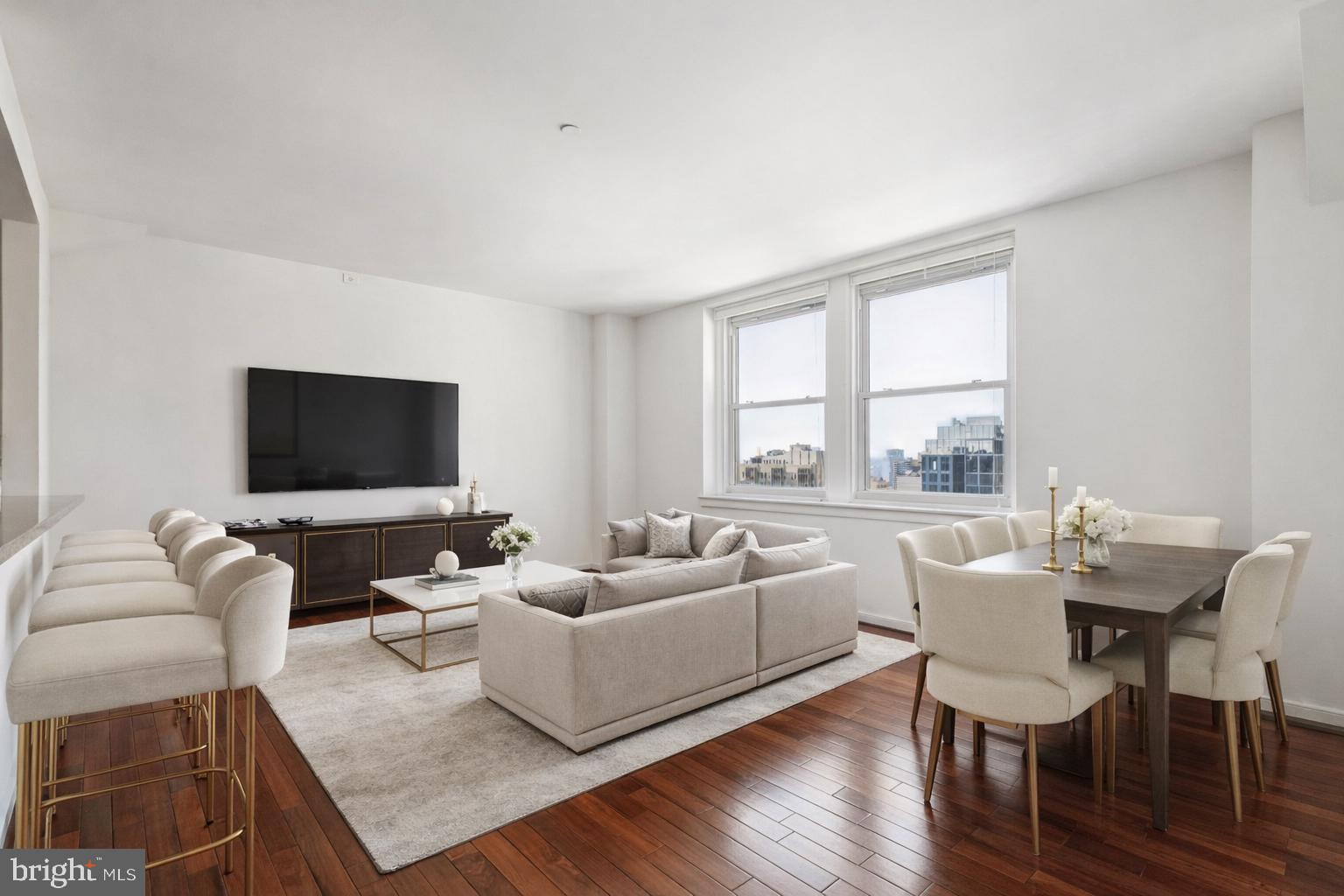 AVENUE OF THE ARTS - Residential