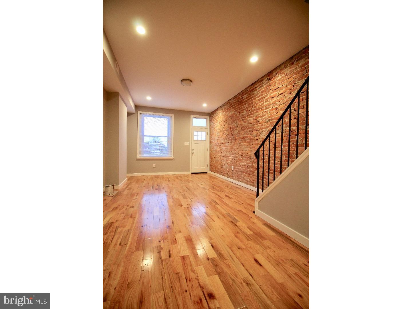 KENSINGTON - Residential