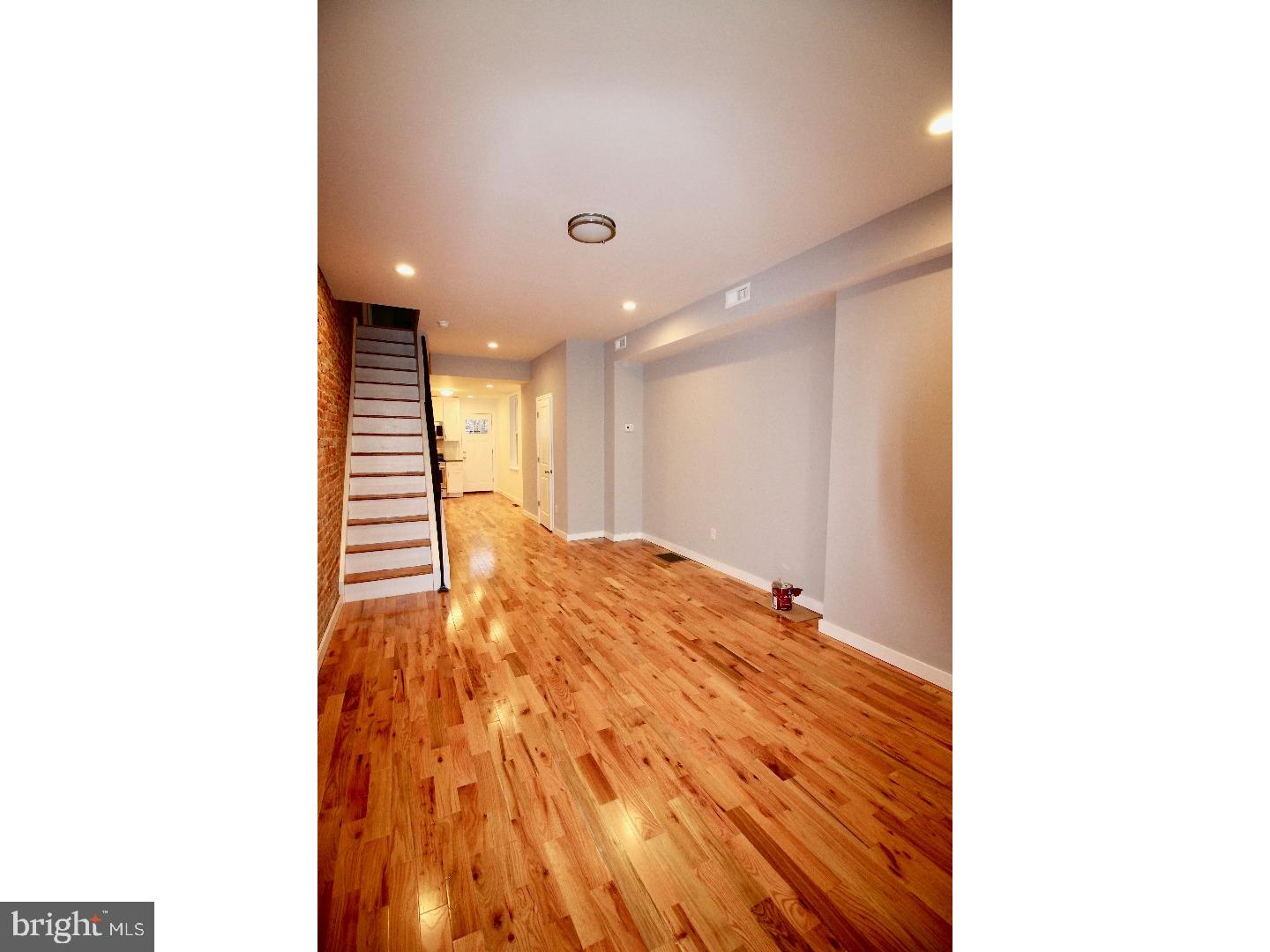 KENSINGTON - Residential