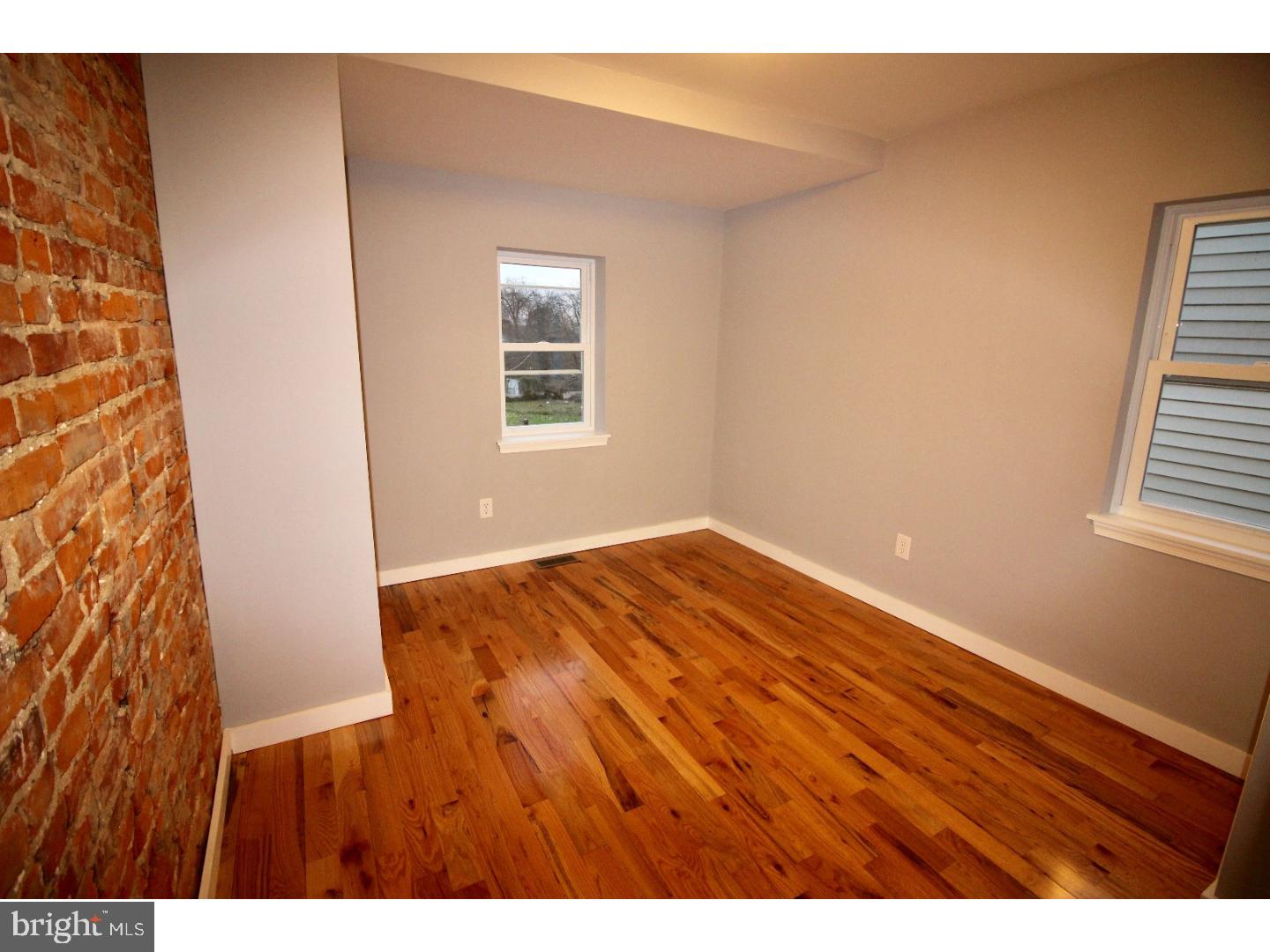 KENSINGTON - Residential