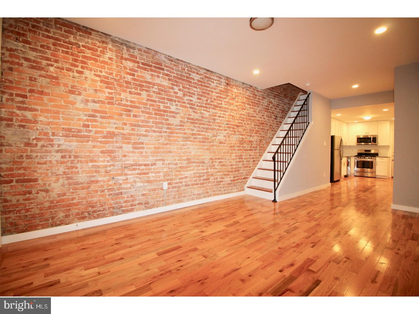 KENSINGTON - Residential
