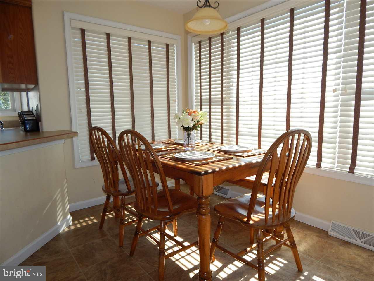 THE OAKS - Residential