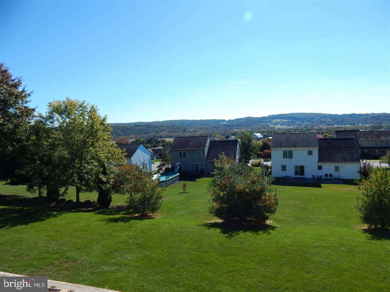 THE OAKS - Residential