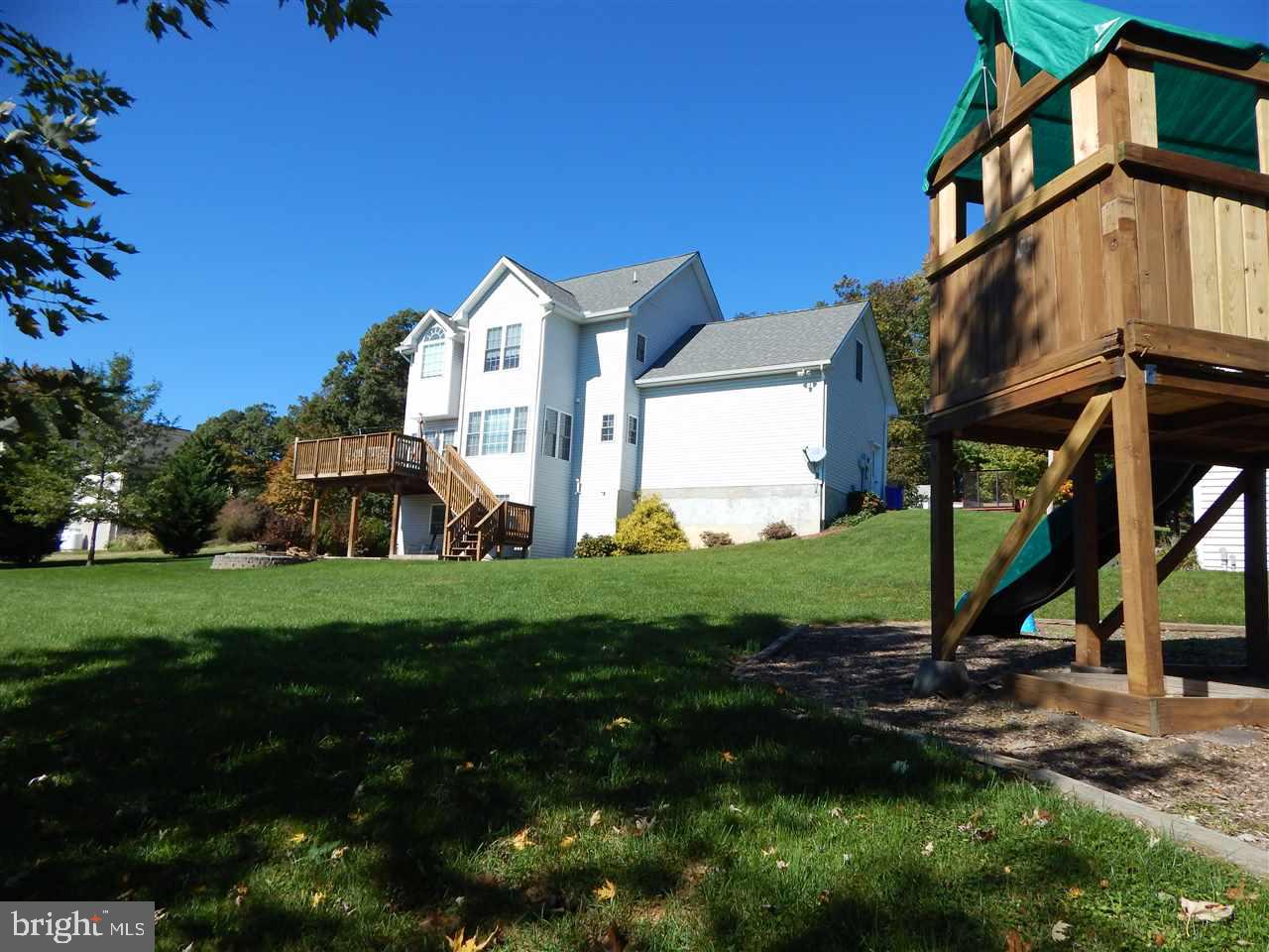THE OAKS - Residential