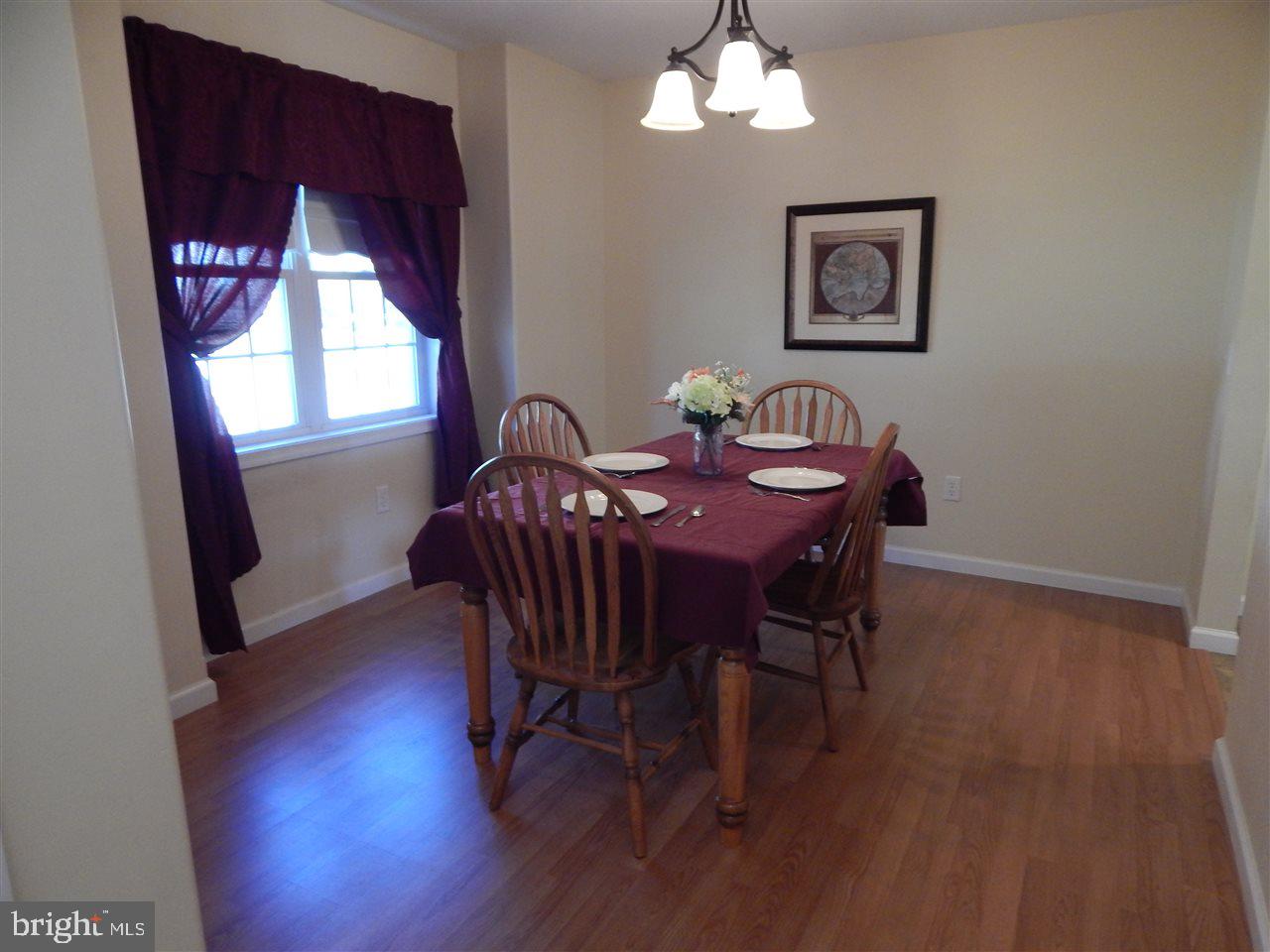 THE OAKS - Residential