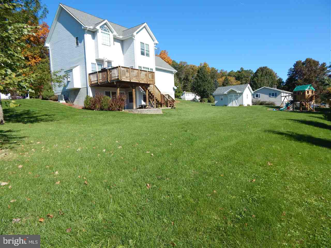 THE OAKS - Residential