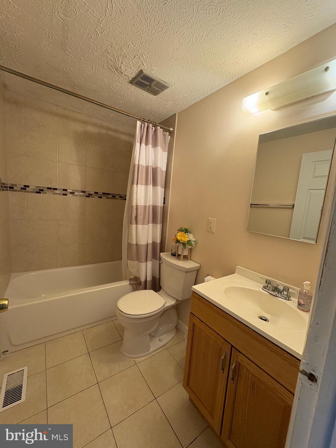 11149 CAPTAINS WALK COURT