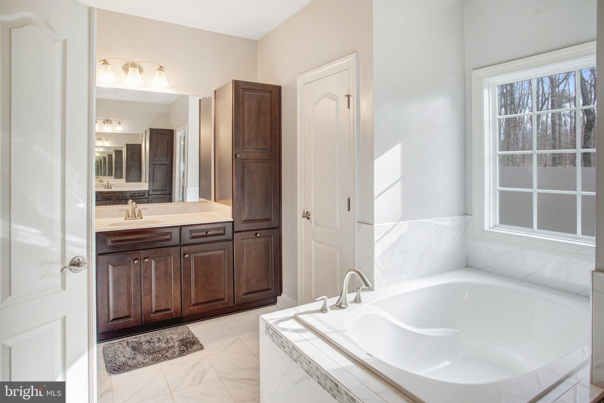 OAKLEY FARMS - Residential