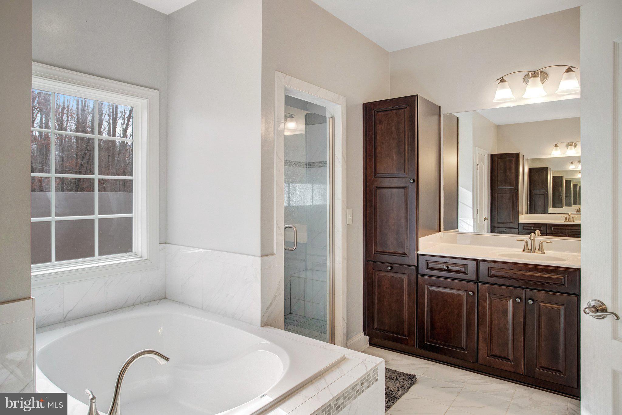 OAKLEY FARMS - Residential