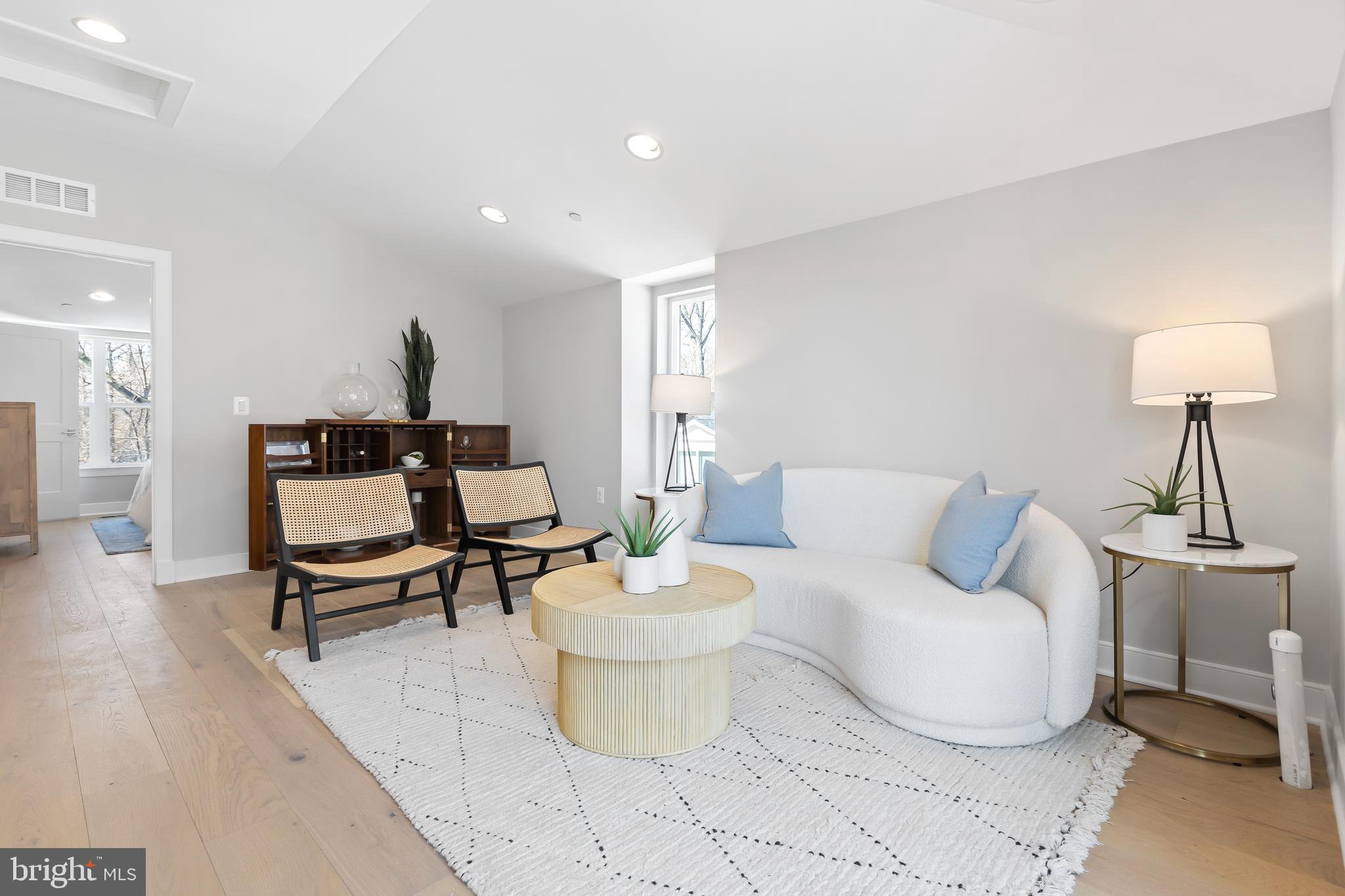 GROSVENOR PARK - Residential