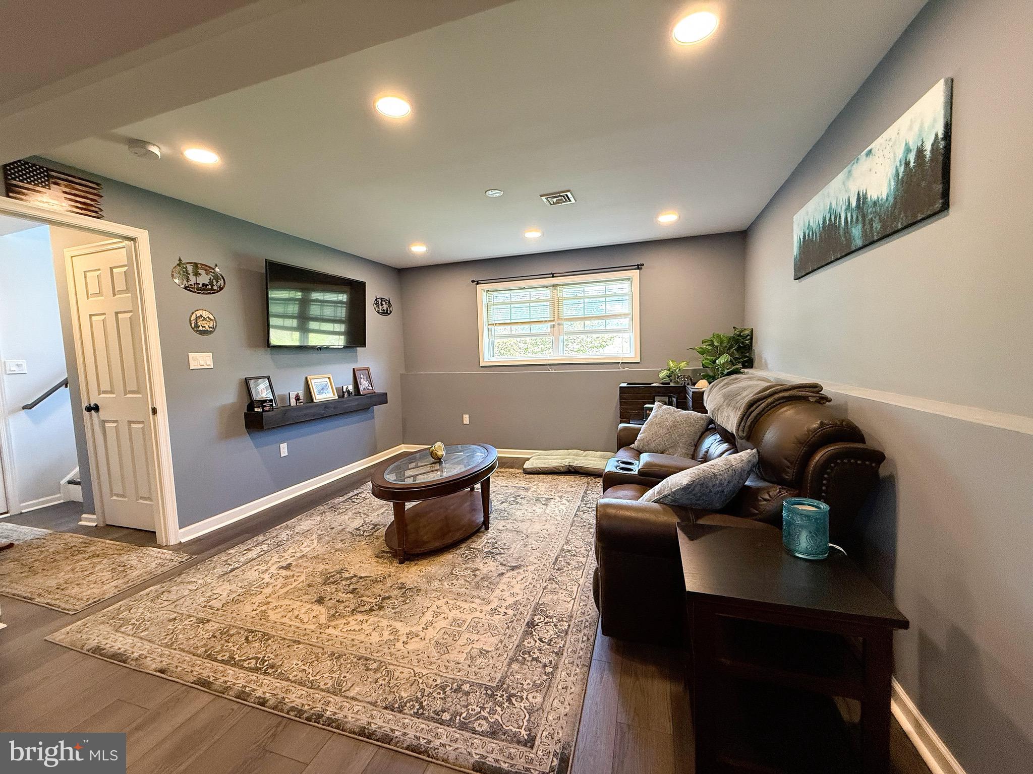 LAKE WYNONAH - Residential