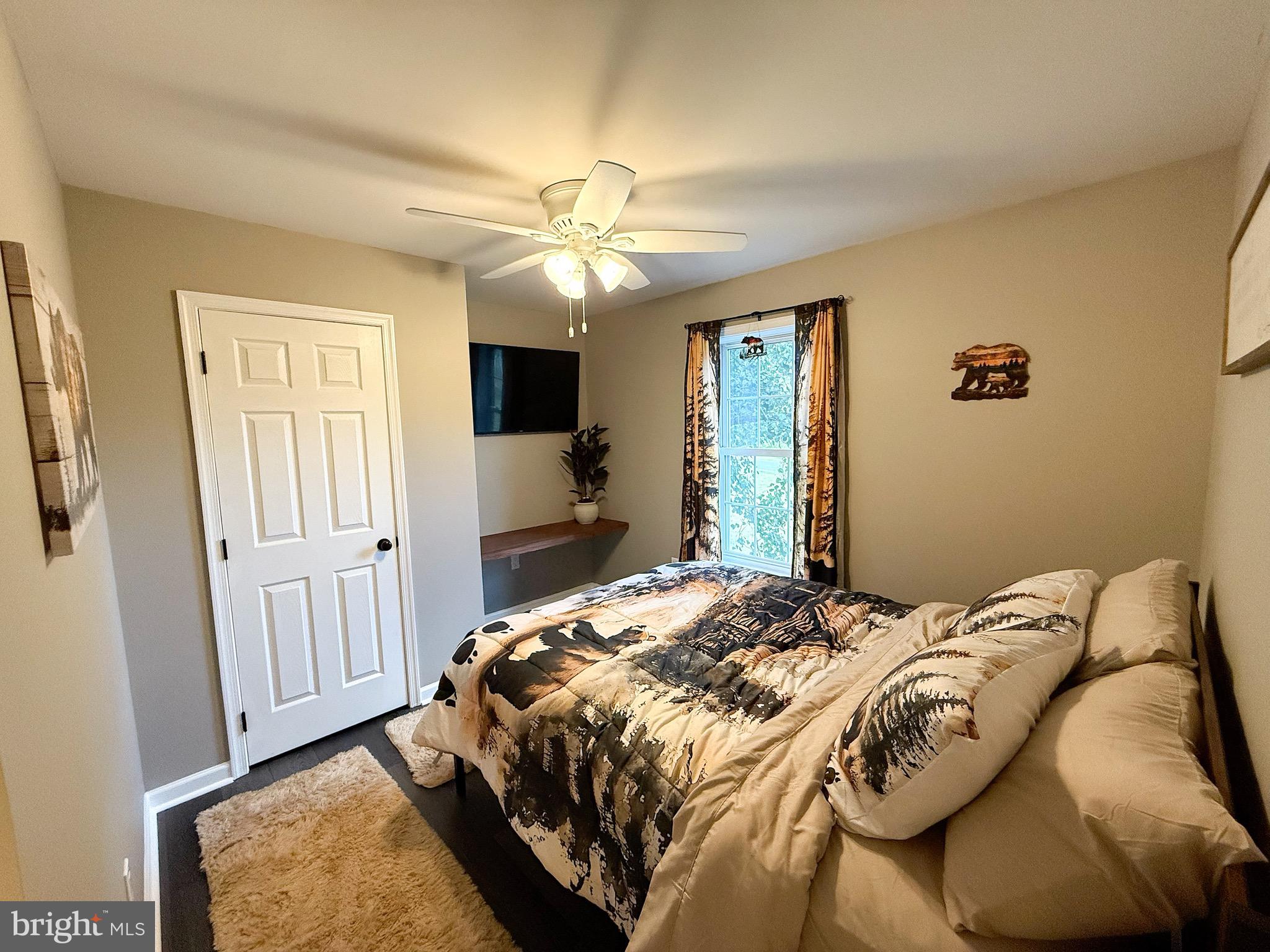 LAKE WYNONAH - Residential