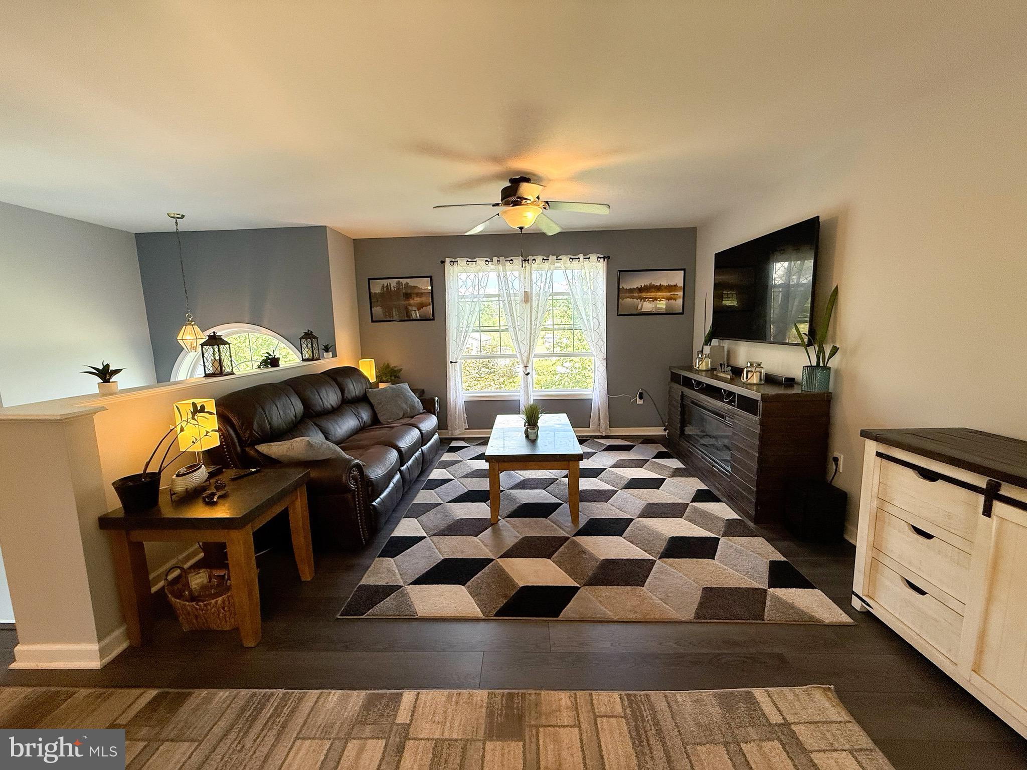 LAKE WYNONAH - Residential