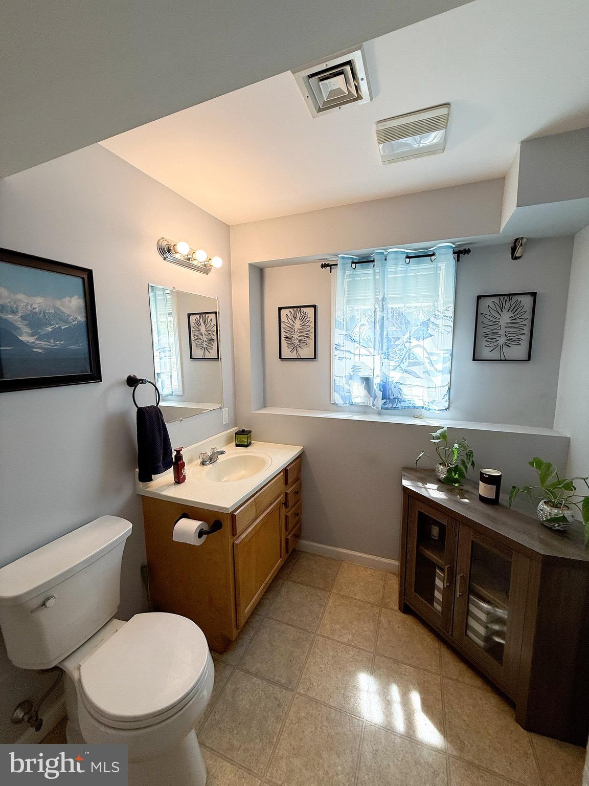 LAKE WYNONAH - Residential