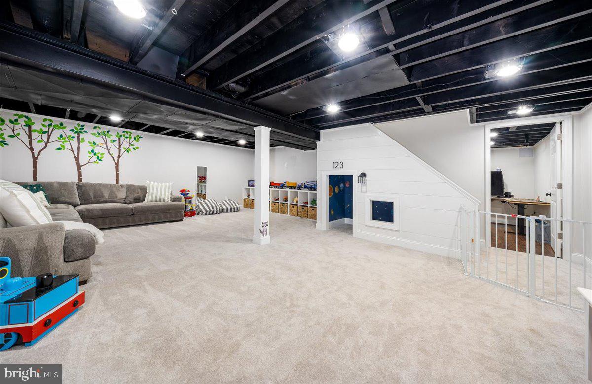 LONGFELLOW - Residential