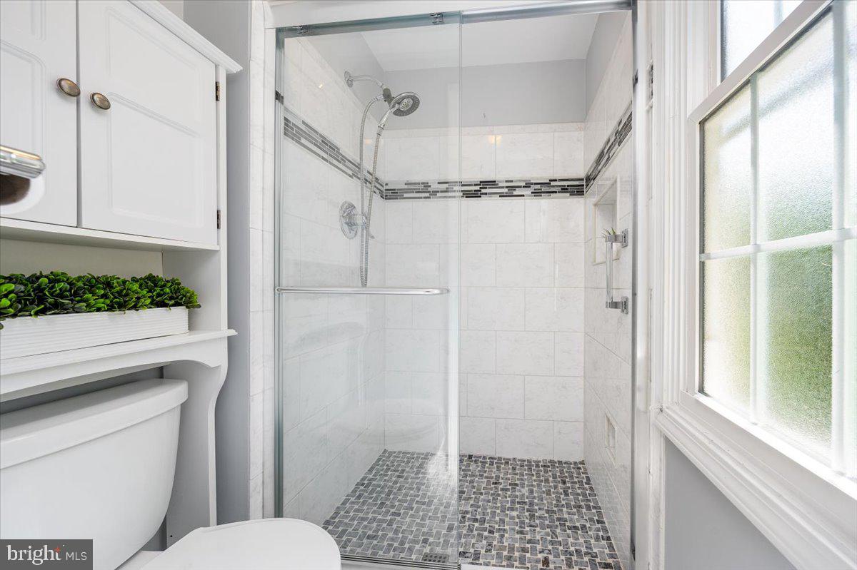 LONGFELLOW - Residential