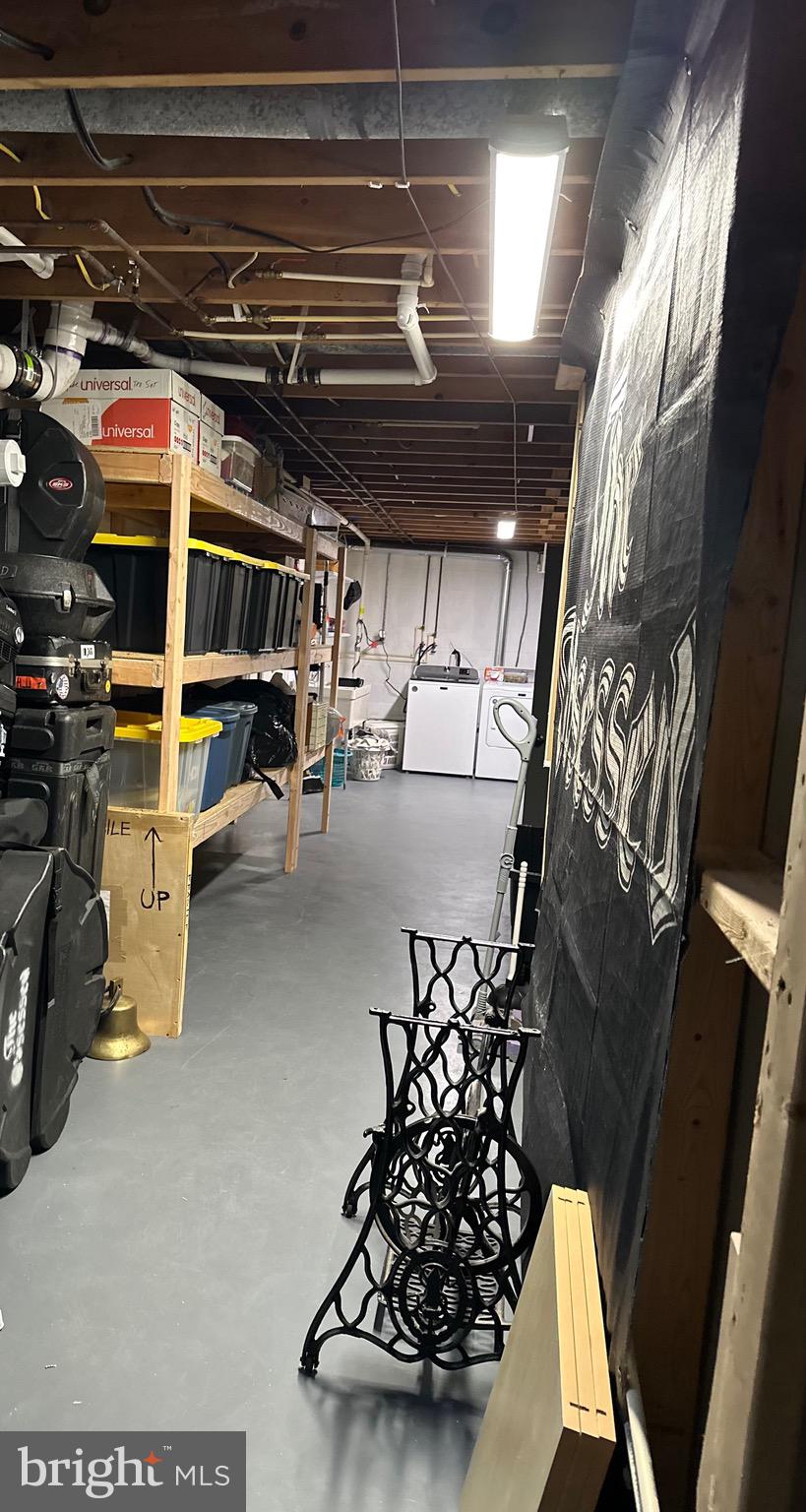 MYERSVILLE - Residential