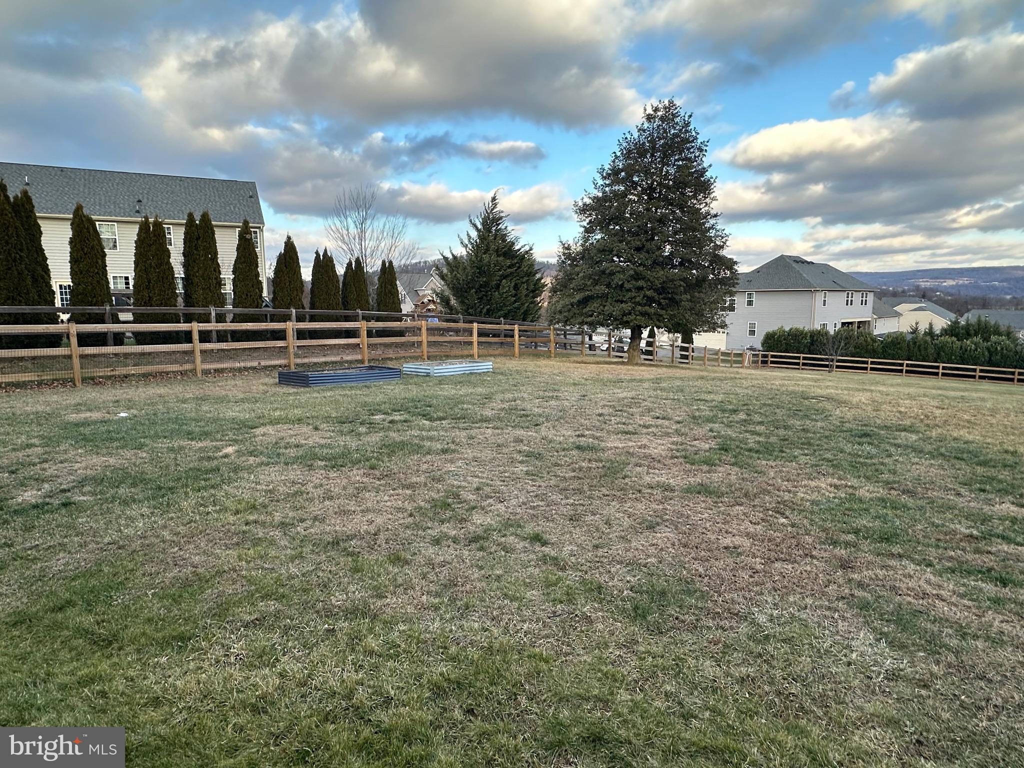 MYERSVILLE - Residential