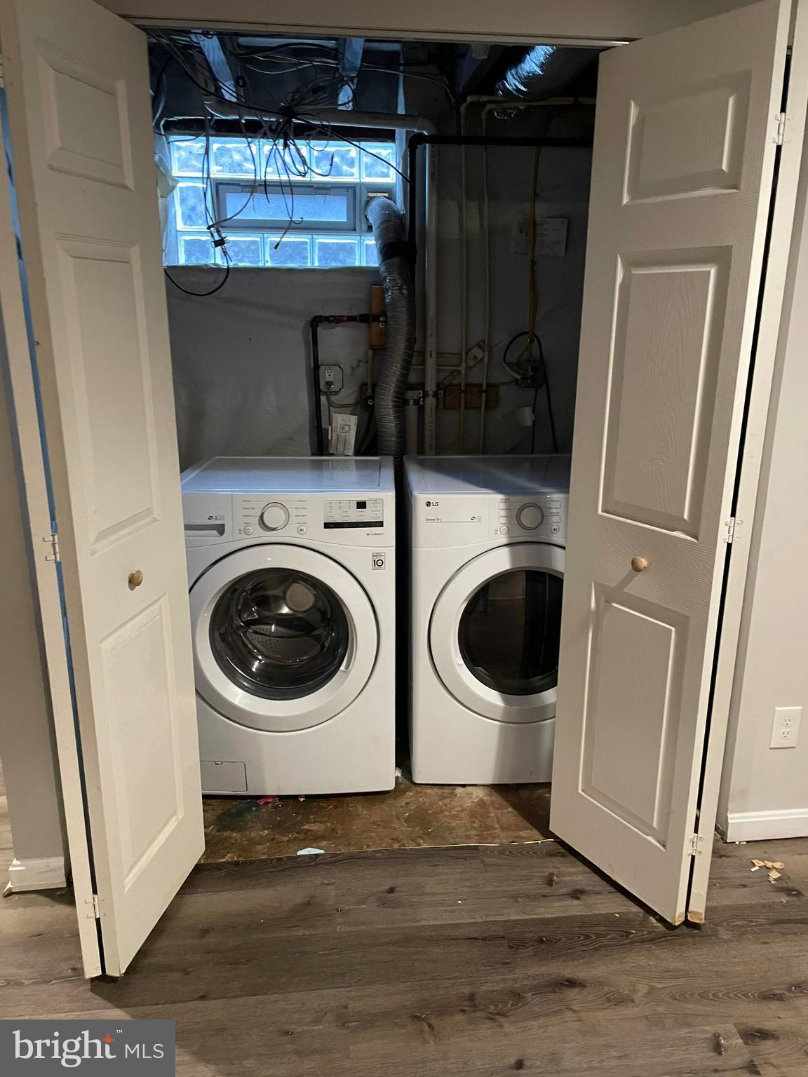 NORTHWOOD - Residential