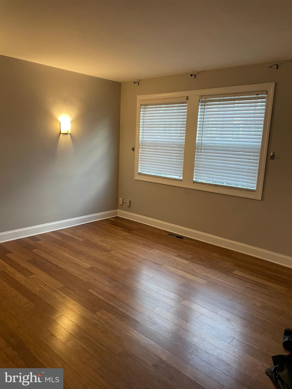 NORTHWOOD - Residential