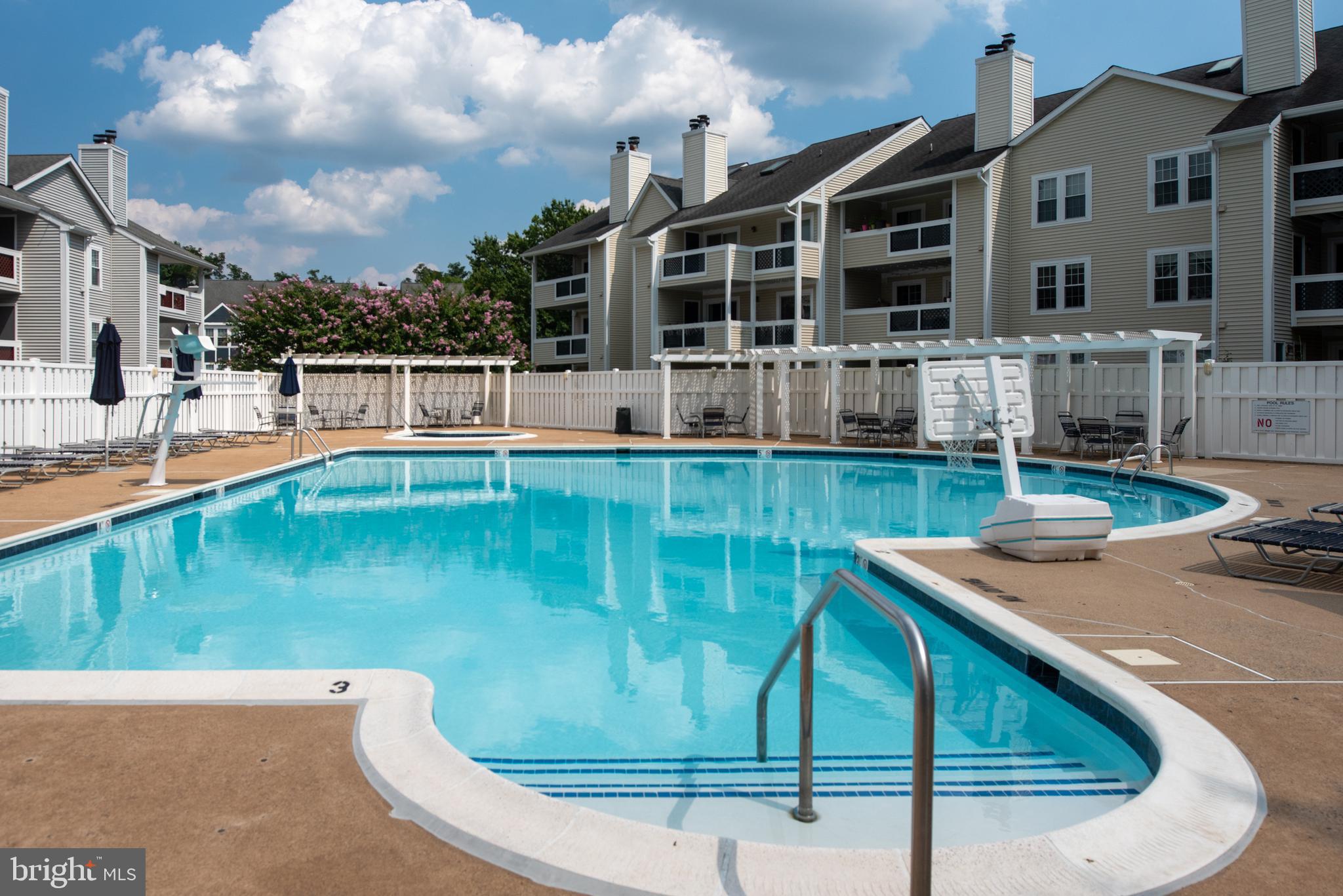 GRAYS POINTE - Residential