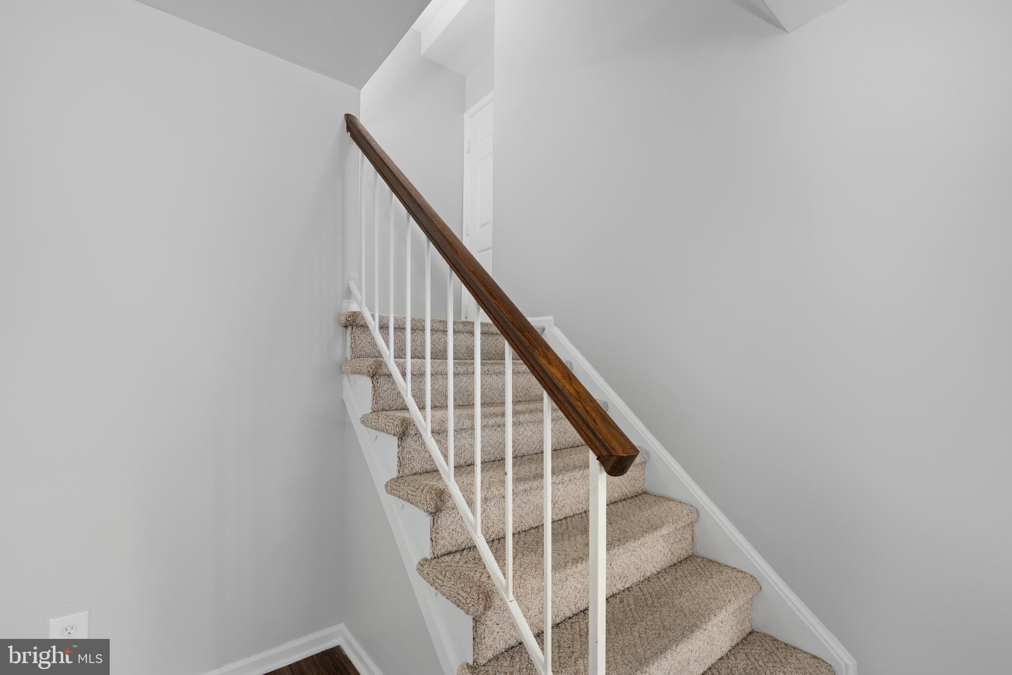 GRAYS POINTE - Residential