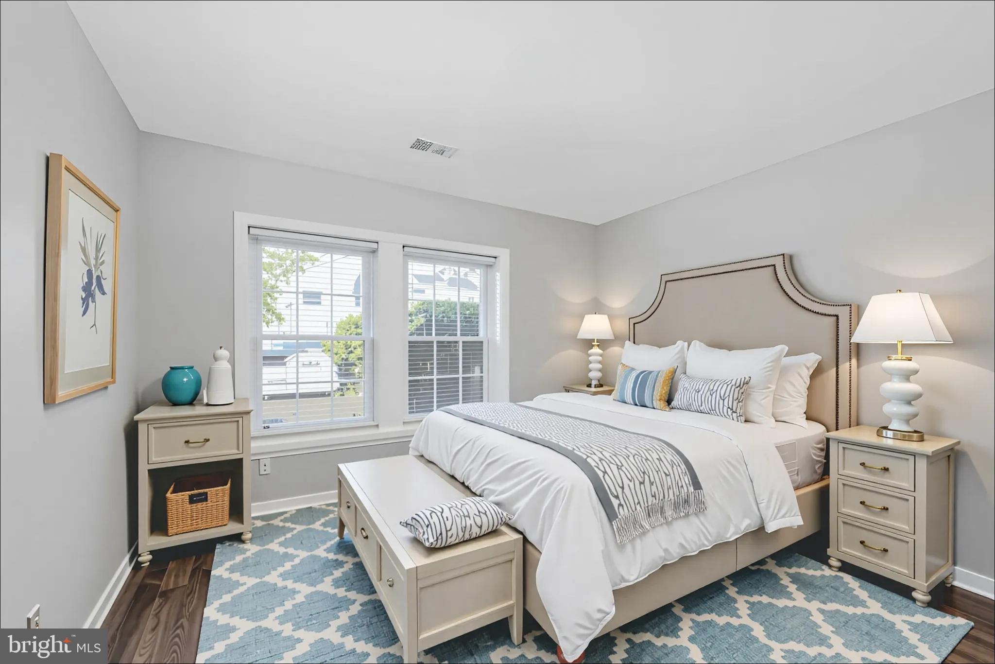 GRAYS POINTE - Residential