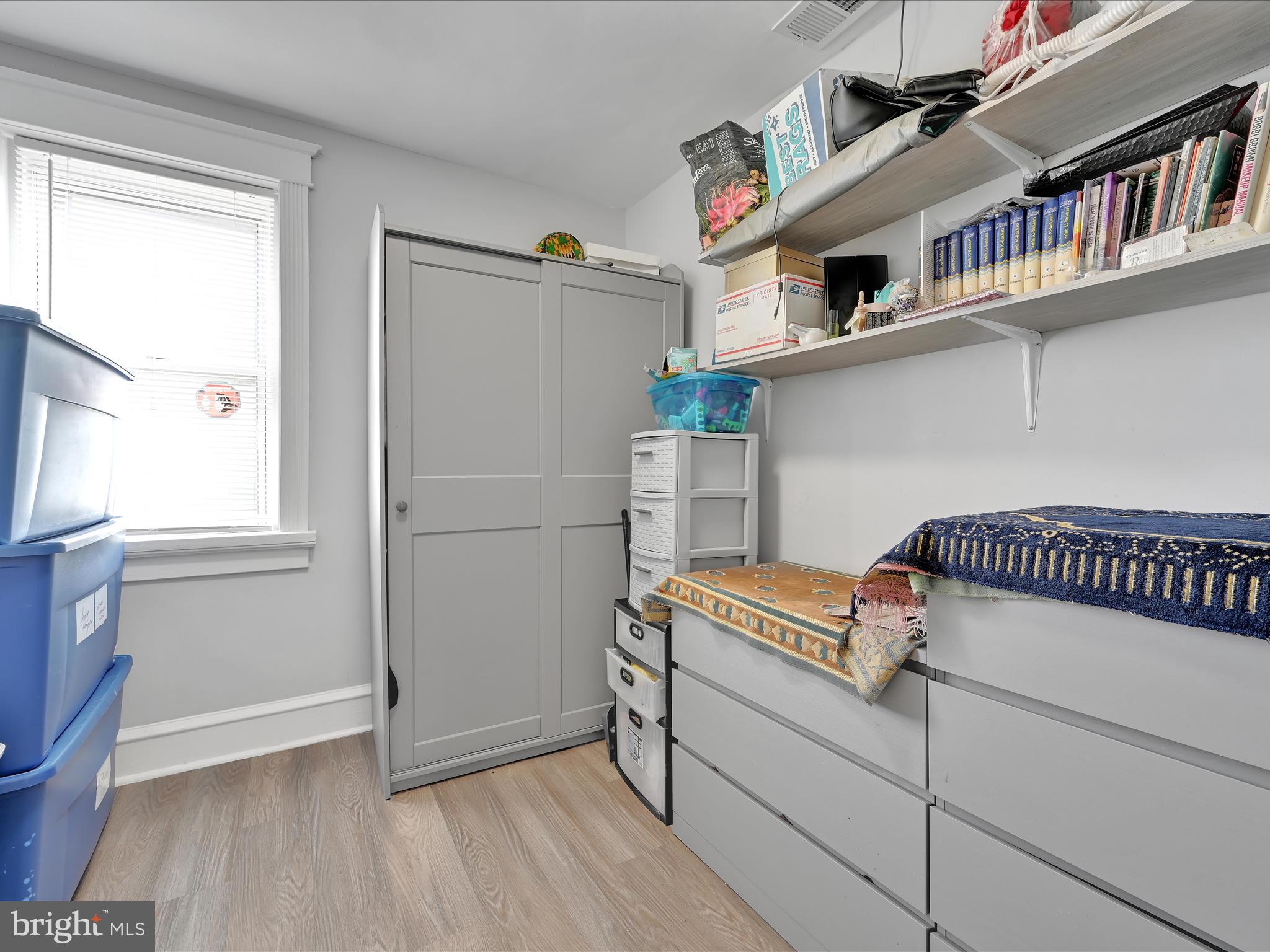 LANSDOWNE - Residential