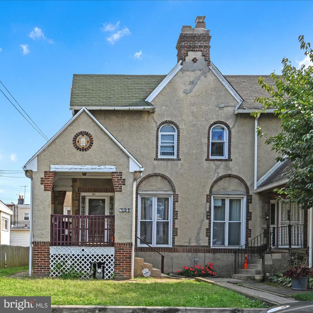 Photo of 291 N Wycombe Avenue, LANSDOWNE, PA 19050 (MLS # PADE2100740)