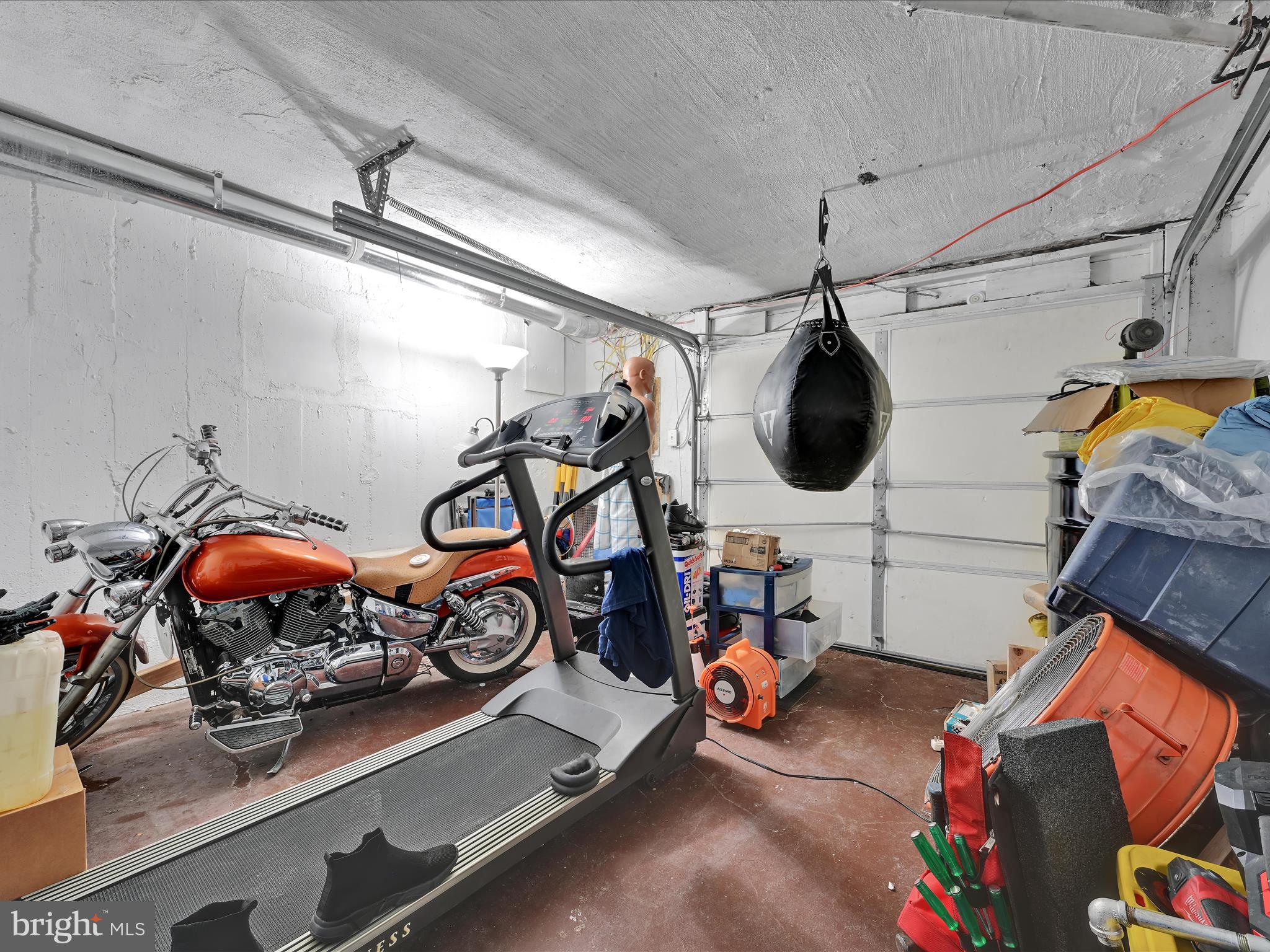 LANSDOWNE - Residential