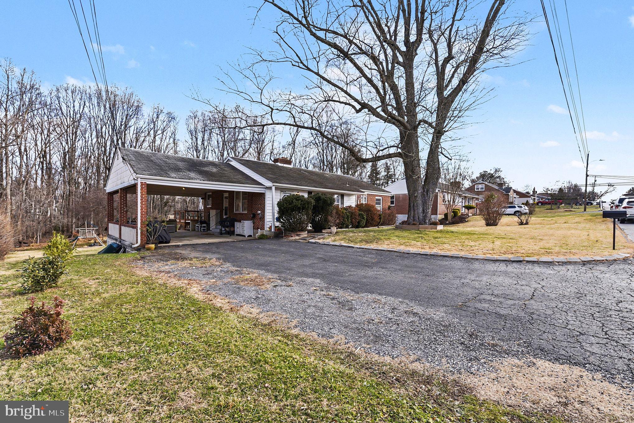 PERRY HALL - Residential