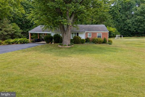 4006 KAHLSTON ROAD BALTIMORE MD 21236